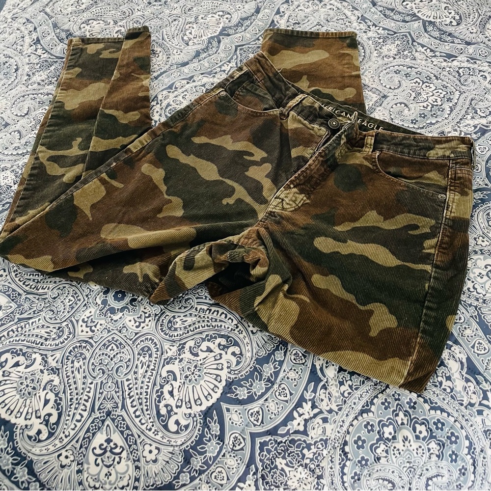 American Eagle Camo Cords
